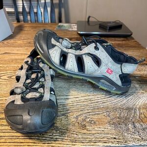 ECCO Yak Fisherman Sandals Mens 42 Brown Terra Sport Closed Toe Outdoor Trail